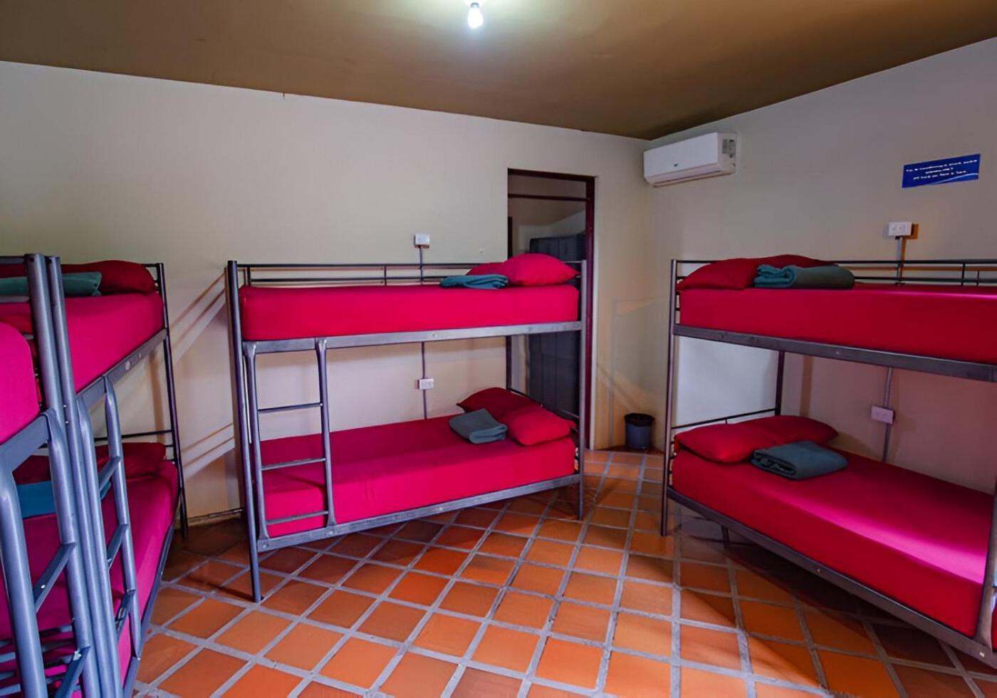 Arenal Backpackers Resort La Fortuna Eksteriør bilde Hostel in Mexico City