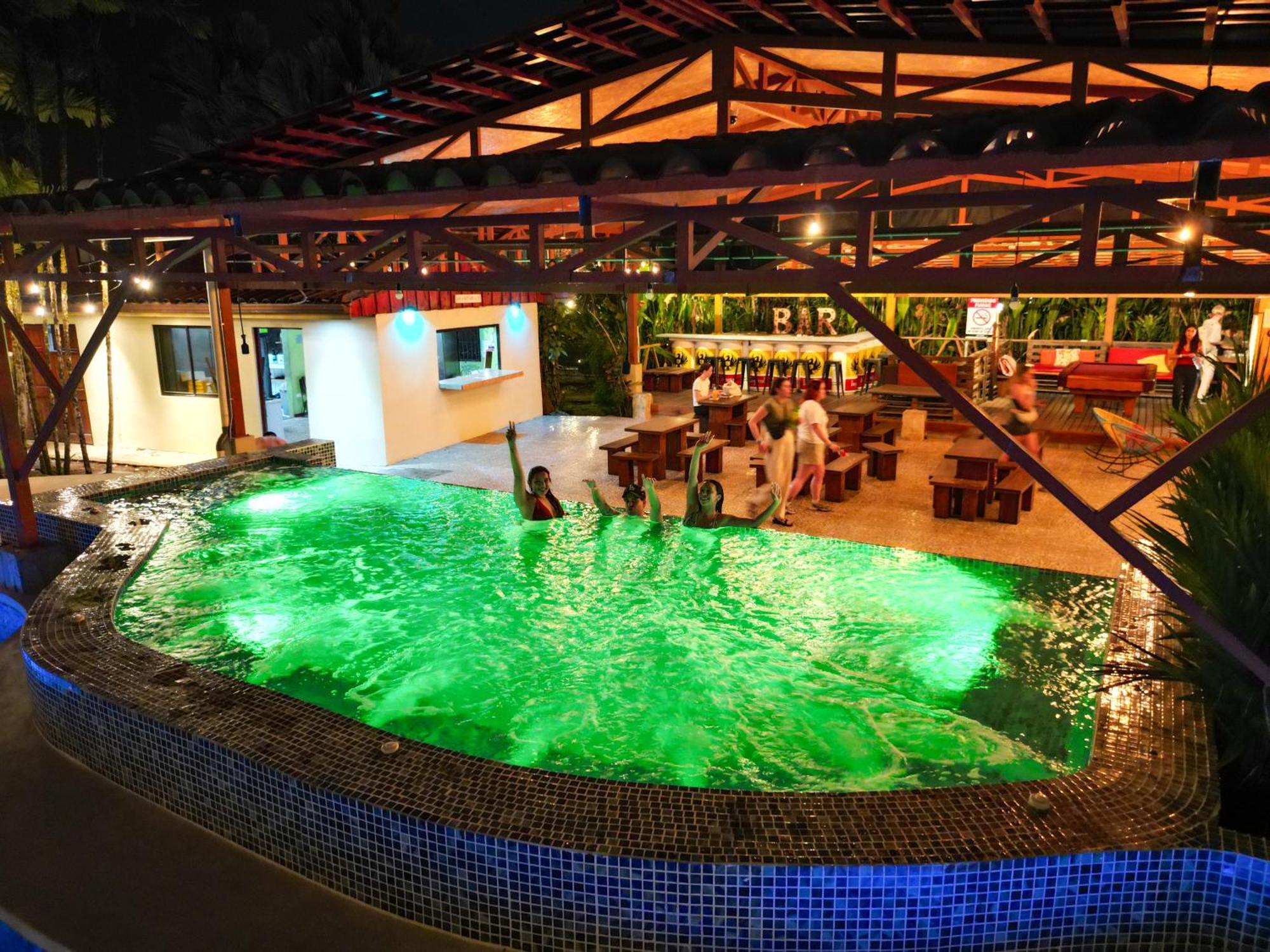 Arenal Backpackers Resort La Fortuna Eksteriør bilde