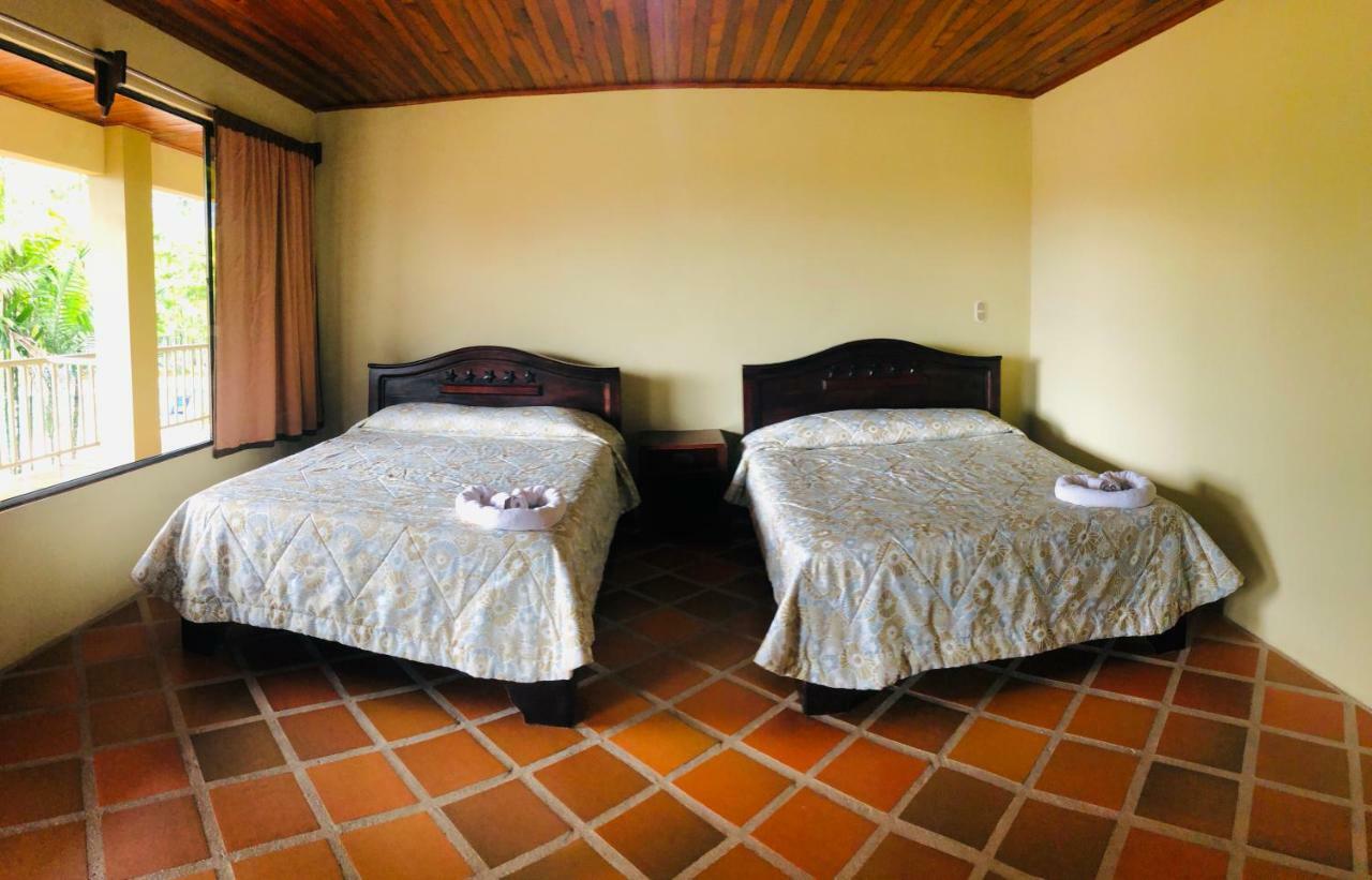 Arenal Backpackers Resort La Fortuna Eksteriør bilde